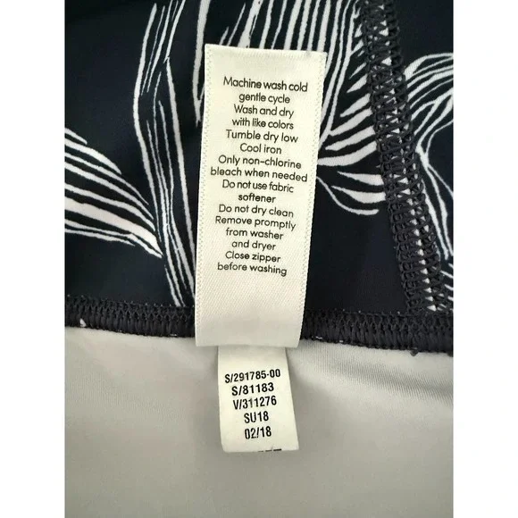 Athleta Skort Women Medium Blue Floral‎ Pockets Activewear Tennis Golf Stretch - Picture 14 of 16